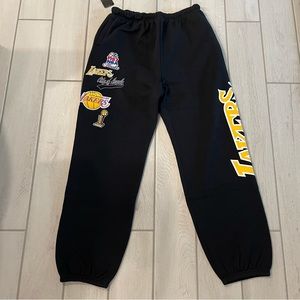 Mitchell & and Ness classics Los Angeles Lakers limited edition  Sweat Pants XL